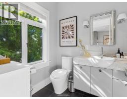 1204 E 14th Avenue, Vancouver, BC V5T2P3 Photo 11