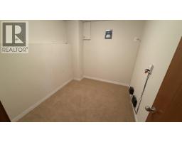 2244 W 32nd Avenue, Vancouver, BC V6L2B2 Photo 6