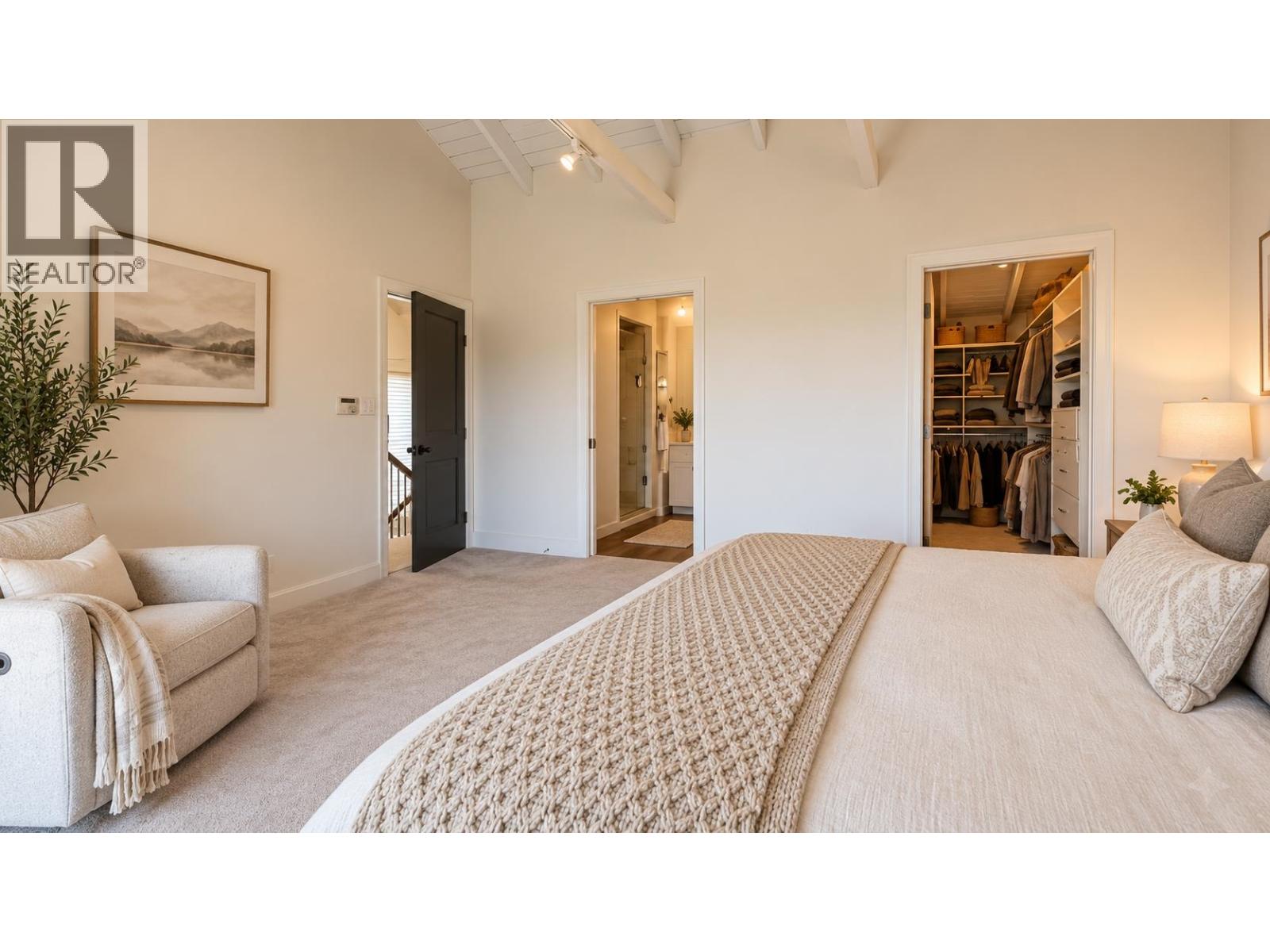 1098 HILLSIDE ROAD, West Vancouver