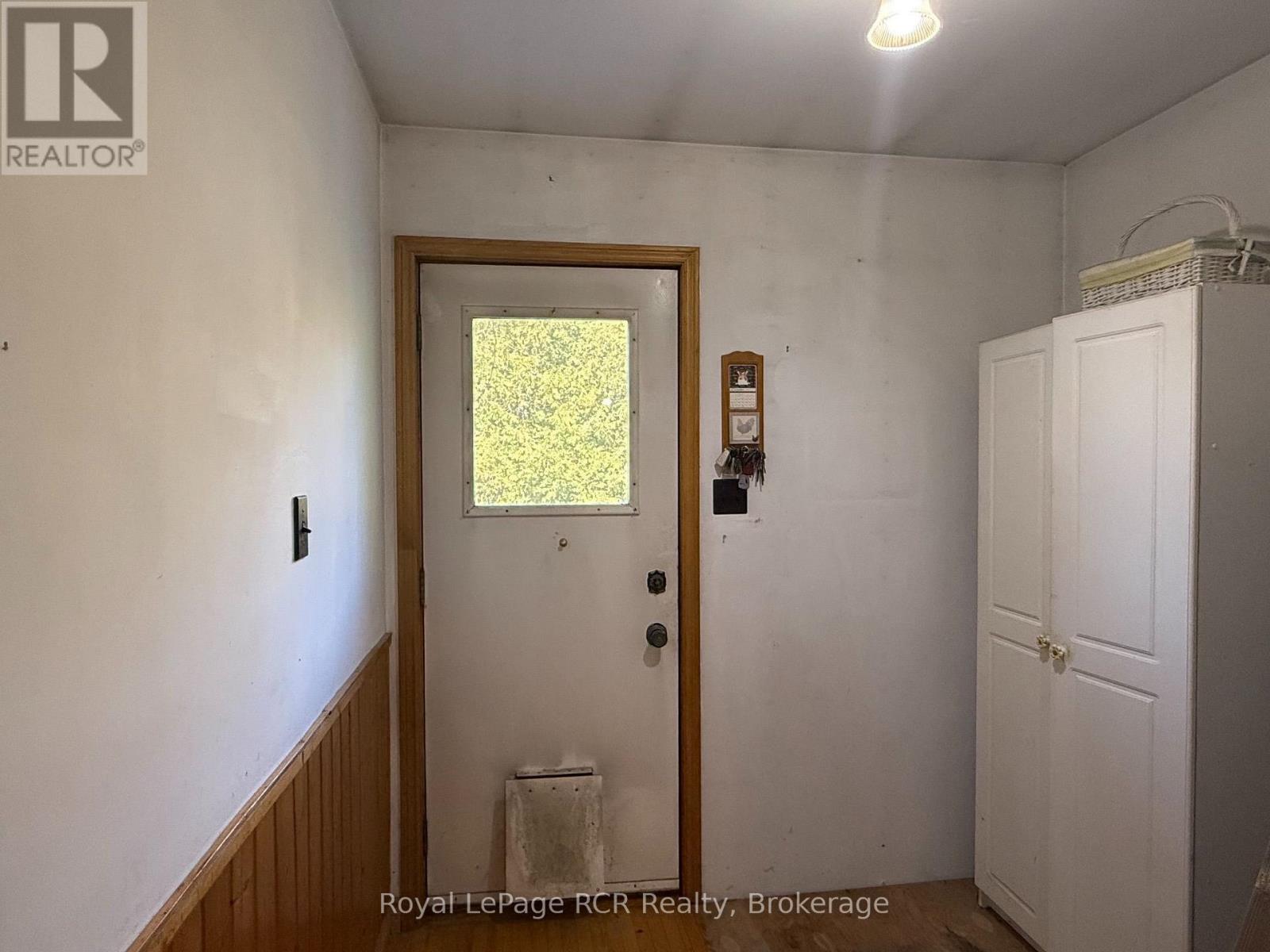 204470 Highway 26 — photo 18