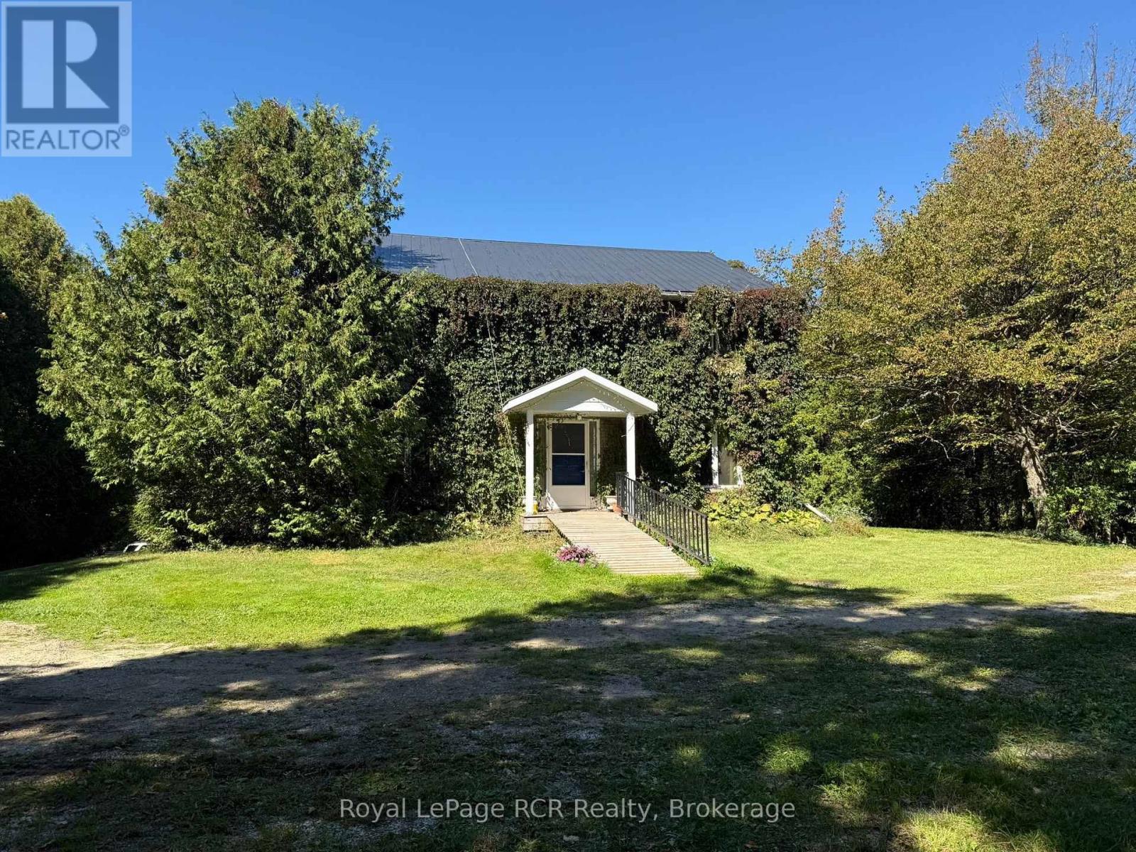 204470 Highway 26 — photo 32