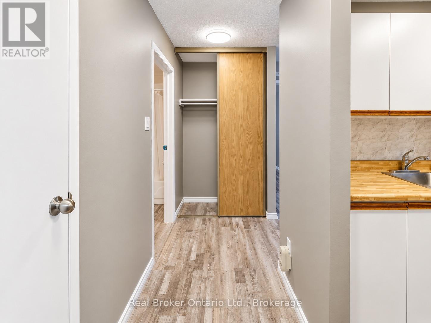 101 - 725 DEVERON CRESCENT, London South (South T) — photo 10