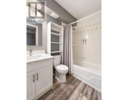 101 - 725 Deveron Crescent, London South, ON N5Z4X3 Photo 7