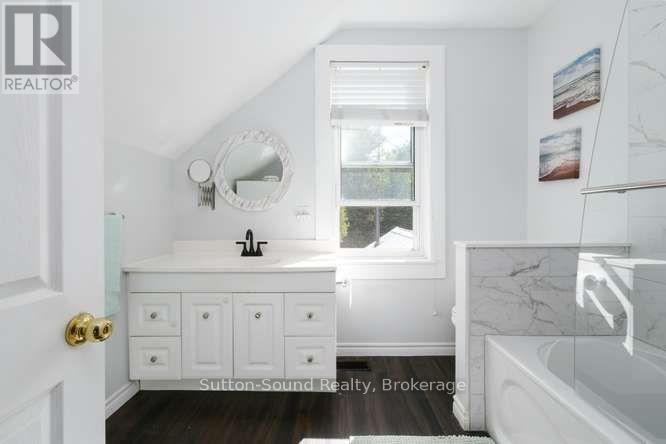 443 13TH STREET W - Image 19