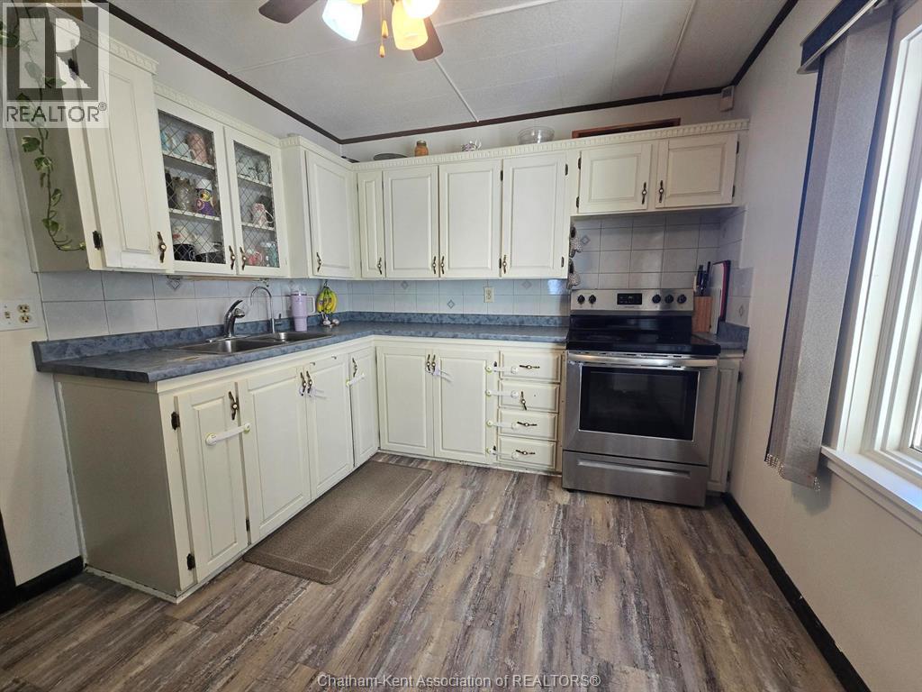 644 WALLACE STREET - Image 7