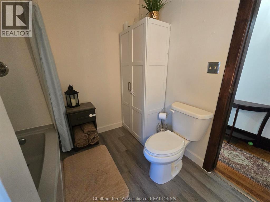 644 WALLACE STREET - 12
