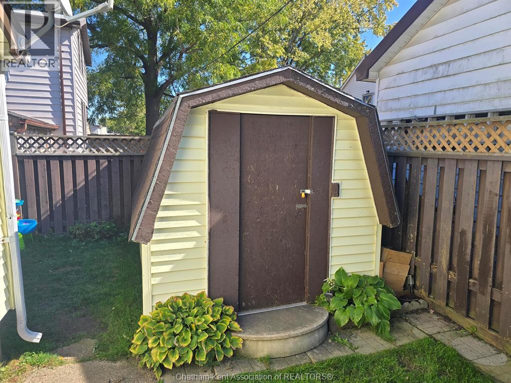 644 WALLACE STREET - 25