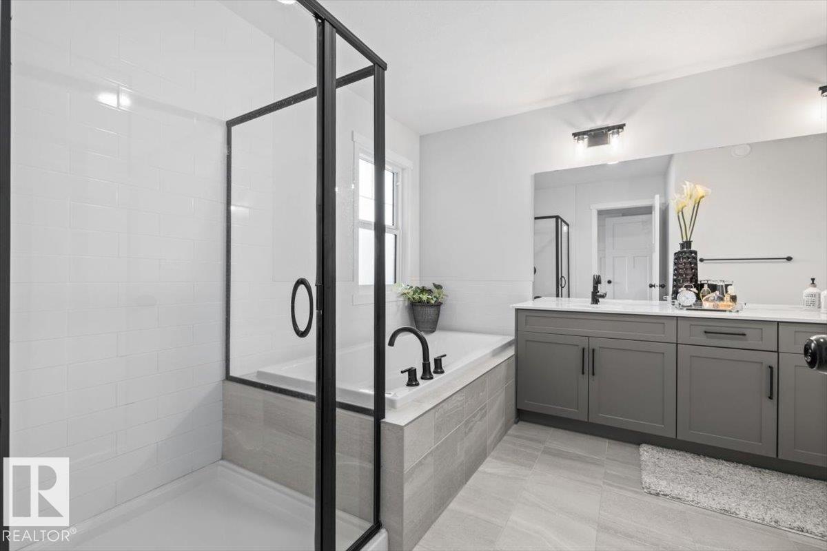 2635 200 Street NW, The Uplands — photo 28 of 30: Property photo