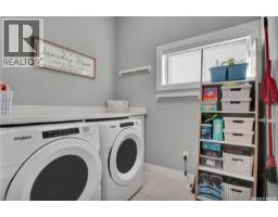 940 Feheregyhazi Boulevard, Saskatoon, SK S7W1E1 Photo 15