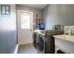 15 Grey Place, Mount Pearl, NL A1N3T7 Photo 13