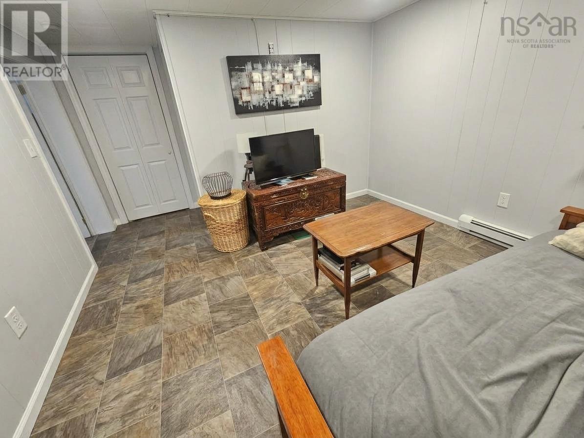 158 Woodlawn Drive - Image 16