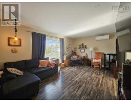 2pc Bathroom - 158 Woodlawn Drive, Sydney River, NS B1S1H9 Photo 9