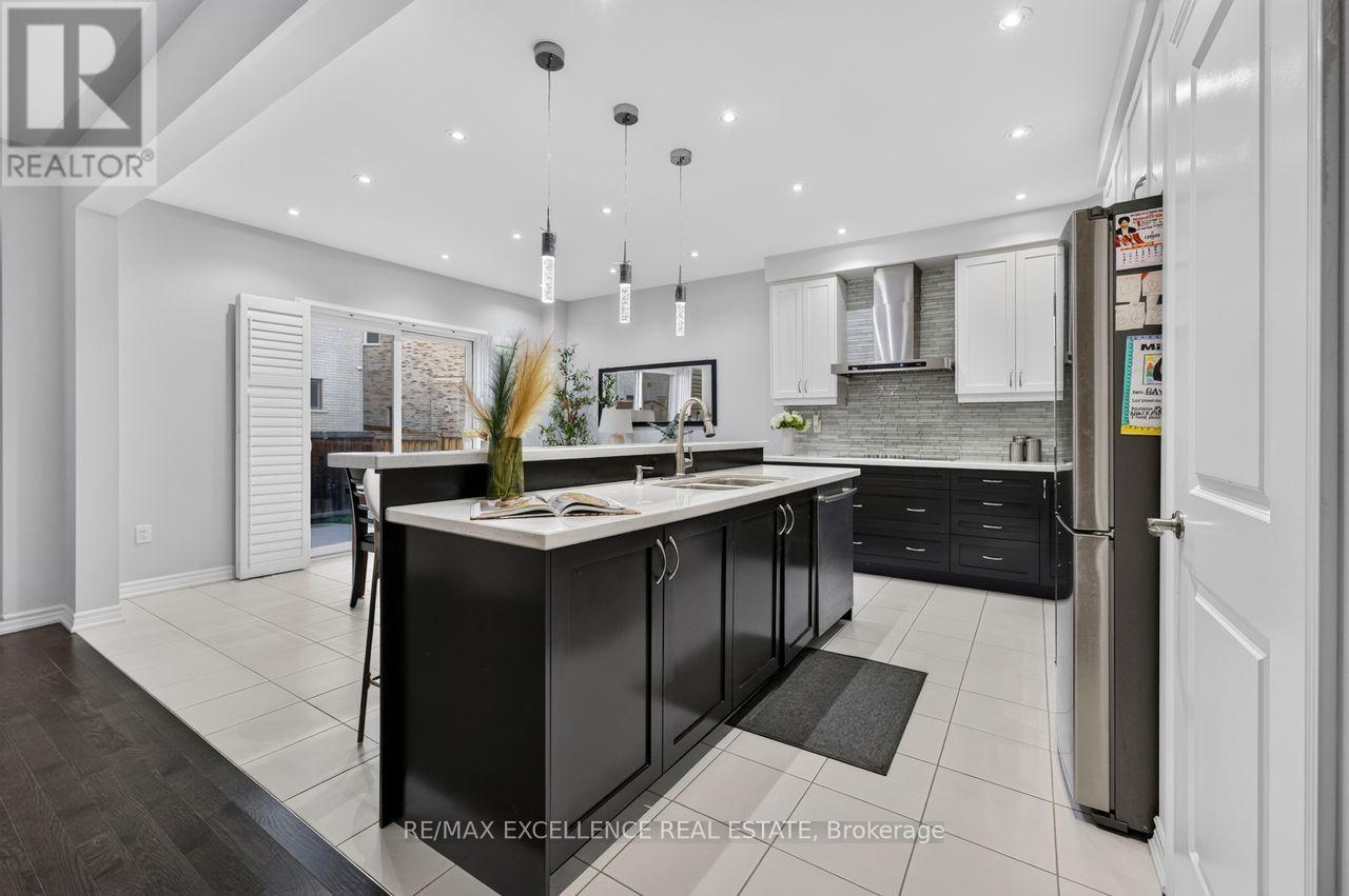 451 BRISDALE DRIVE - 11