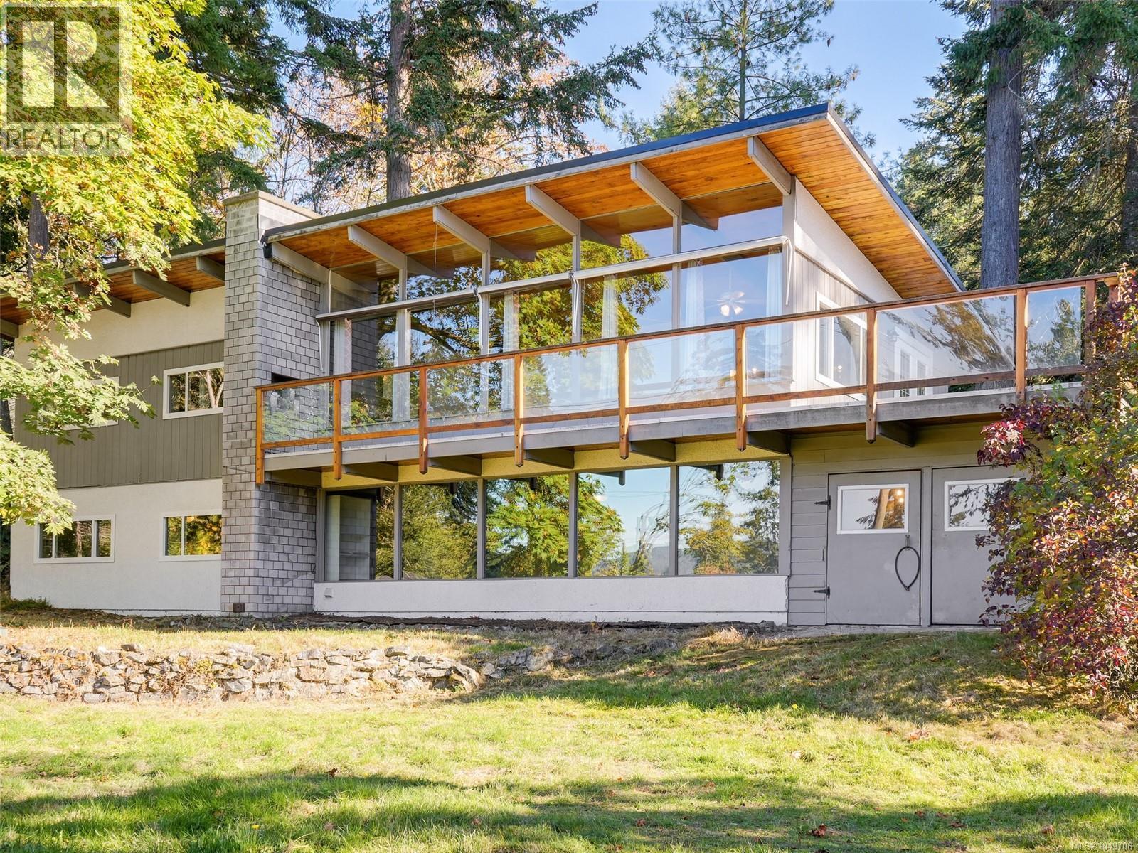 1648 Grant Rd, Duncan