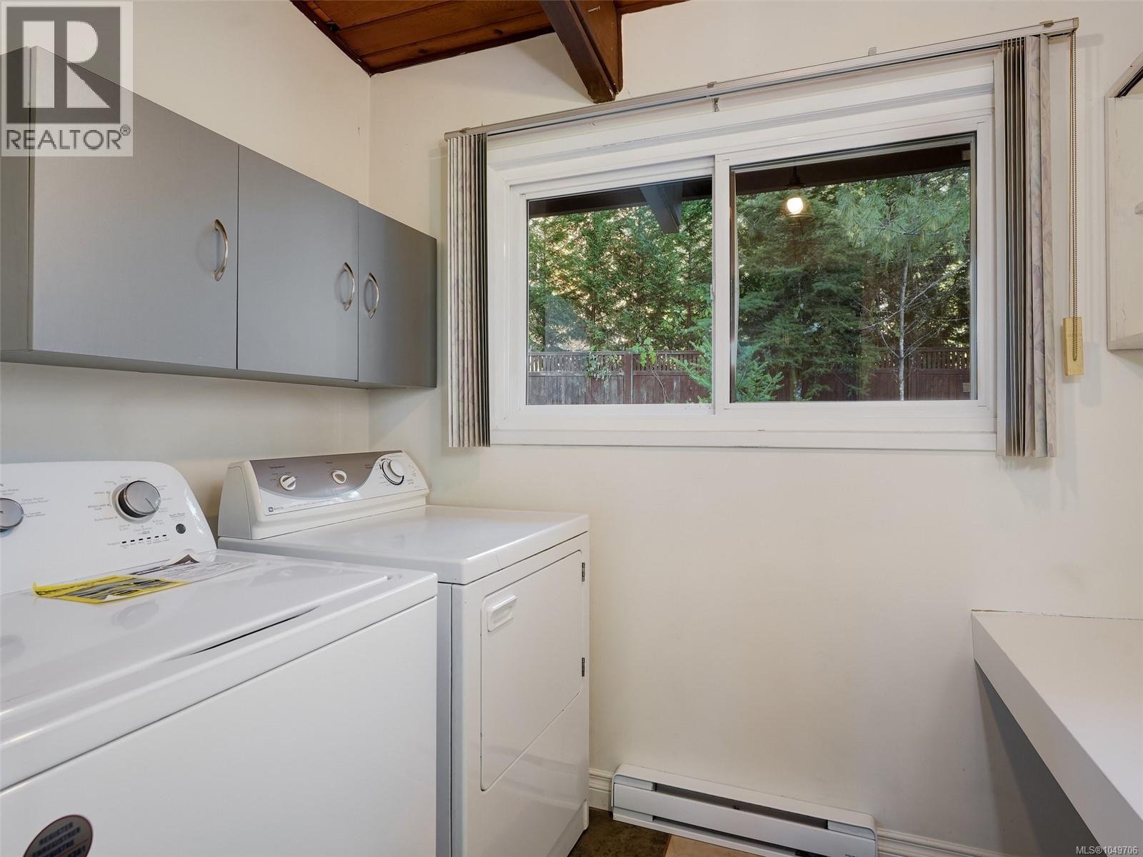 1648 Grant Rd, Duncan