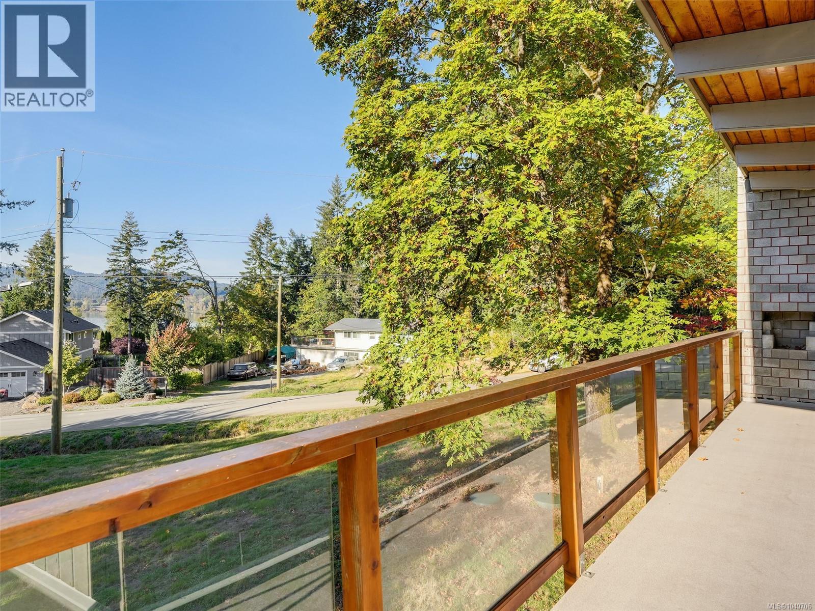 1648 Grant Rd, Duncan