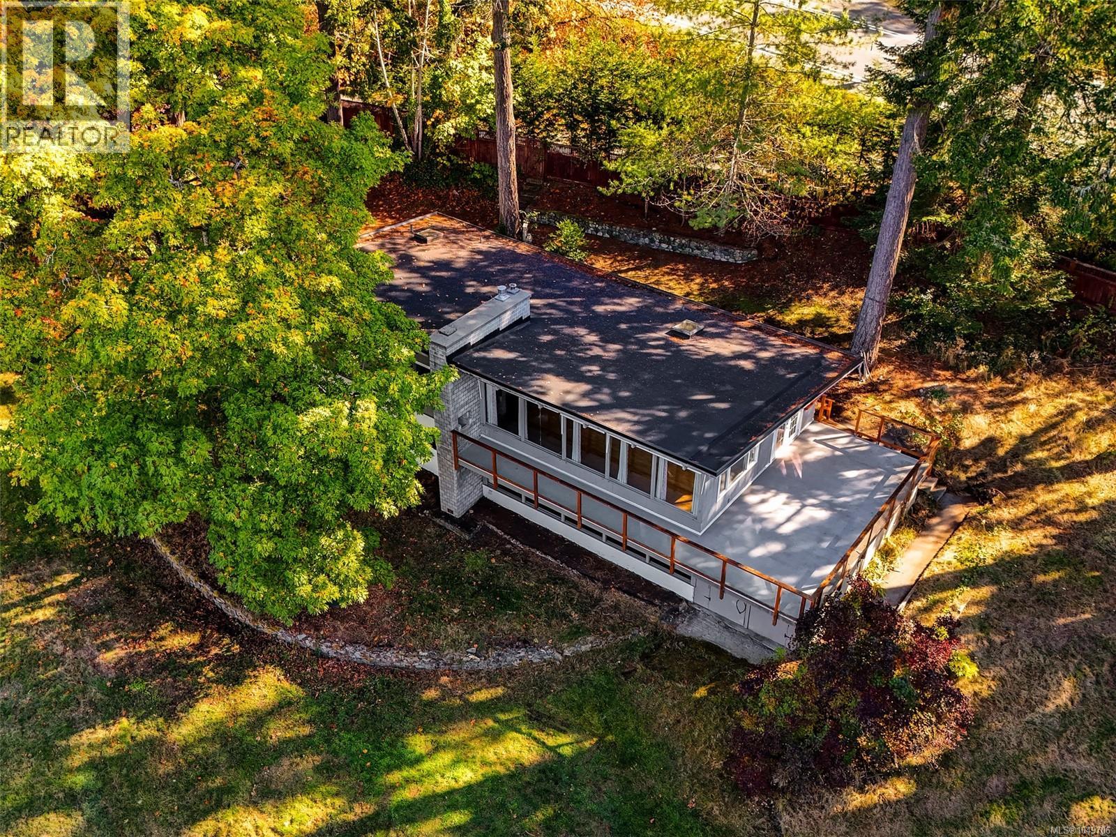 1648 Grant Rd, Duncan