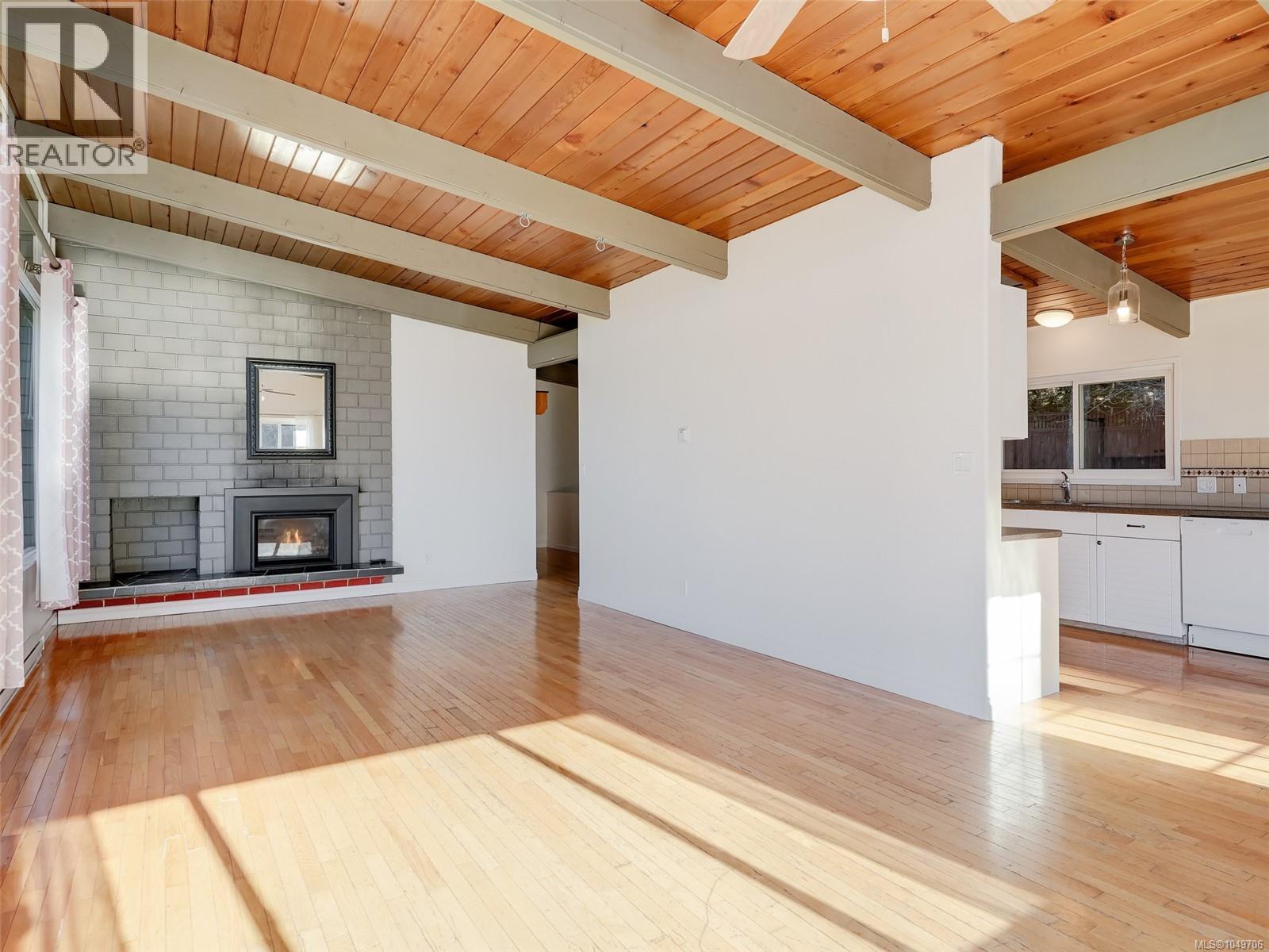 1648 Grant Rd, Duncan