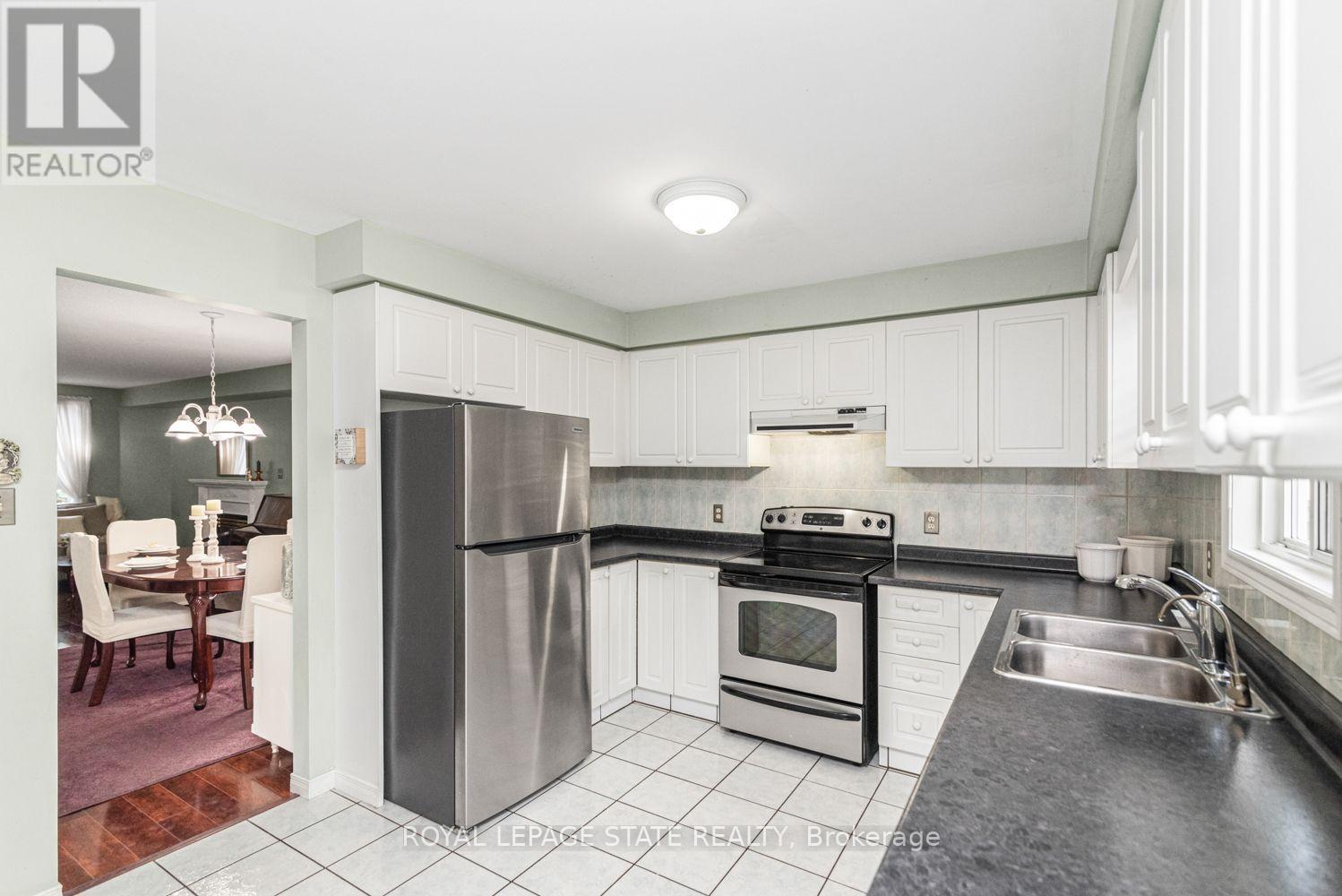 10 RICHVIEW DRIVE - 19