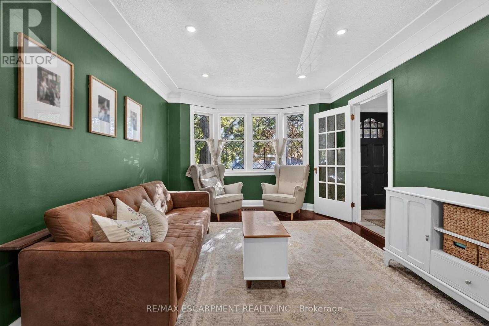 78 CAMERON AVENUE S - 11