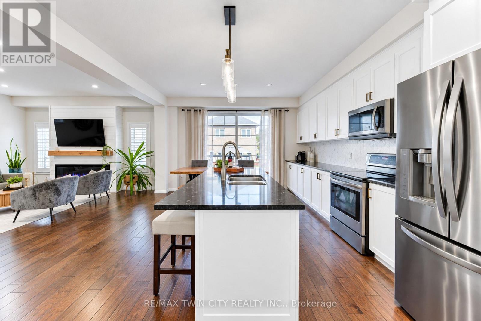541 Brittania Crescent, Kitchener, ON photo 23