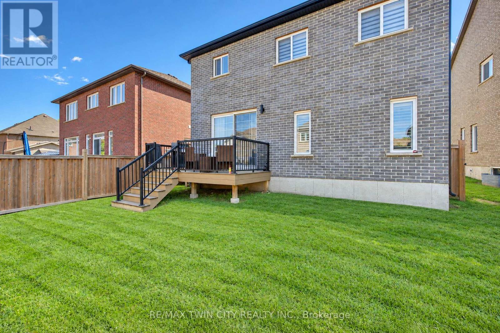 541 Brittania Crescent, Kitchener, ON photo 48