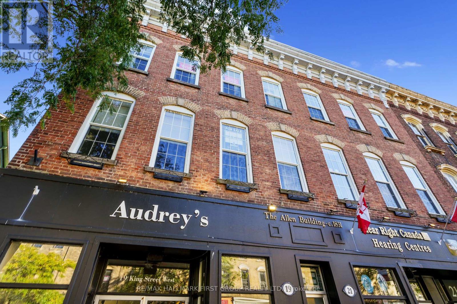 202- 19 King Street West, Cobourg, ON photo 2