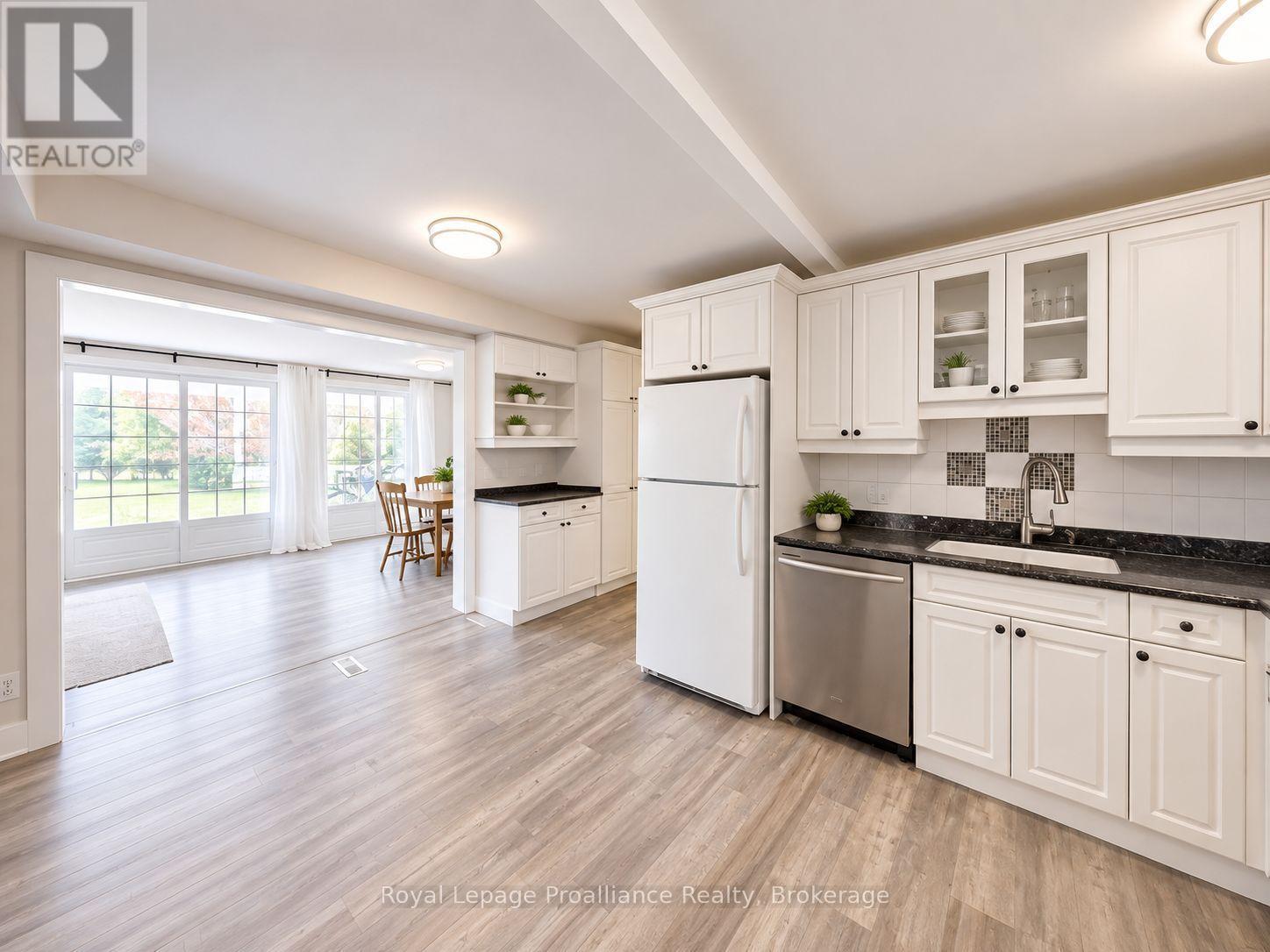 136 MACDONALD AVENUE - 9
