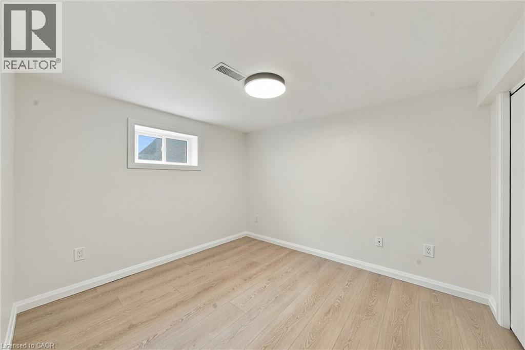 294 East 28th Street — photo 31
