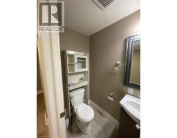 161 Sixth Avenue Unit# Basement, Kitchener, ON N2C1R2 Photo 6
