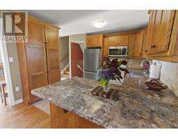 Laundry room - 11 Holland Drive, Stratford, PE C1B1S9 Photo 11