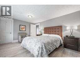 Kitchen - 5429 Second Avenue, Niagara Falls, ON L2G3M1 Photo 7