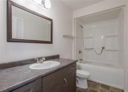 27 Jeanne Drive, La Broquerie, MB R0A0W0 Photo 10