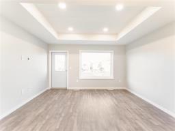 126 Woodridge Drive, Beausejour, MB R0E0C0 Photo 12