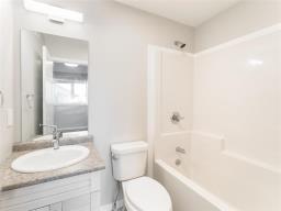 126 Woodridge Drive, Beausejour, MB R0E0C0 Photo 17