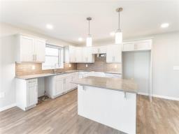 Utility room - 126 Woodridge Drive, Beausejour, MB R0E0C0 Photo 8