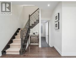 26 Blazing Star Street, East Gwillimbury, ON L9N0S1 Photo 19