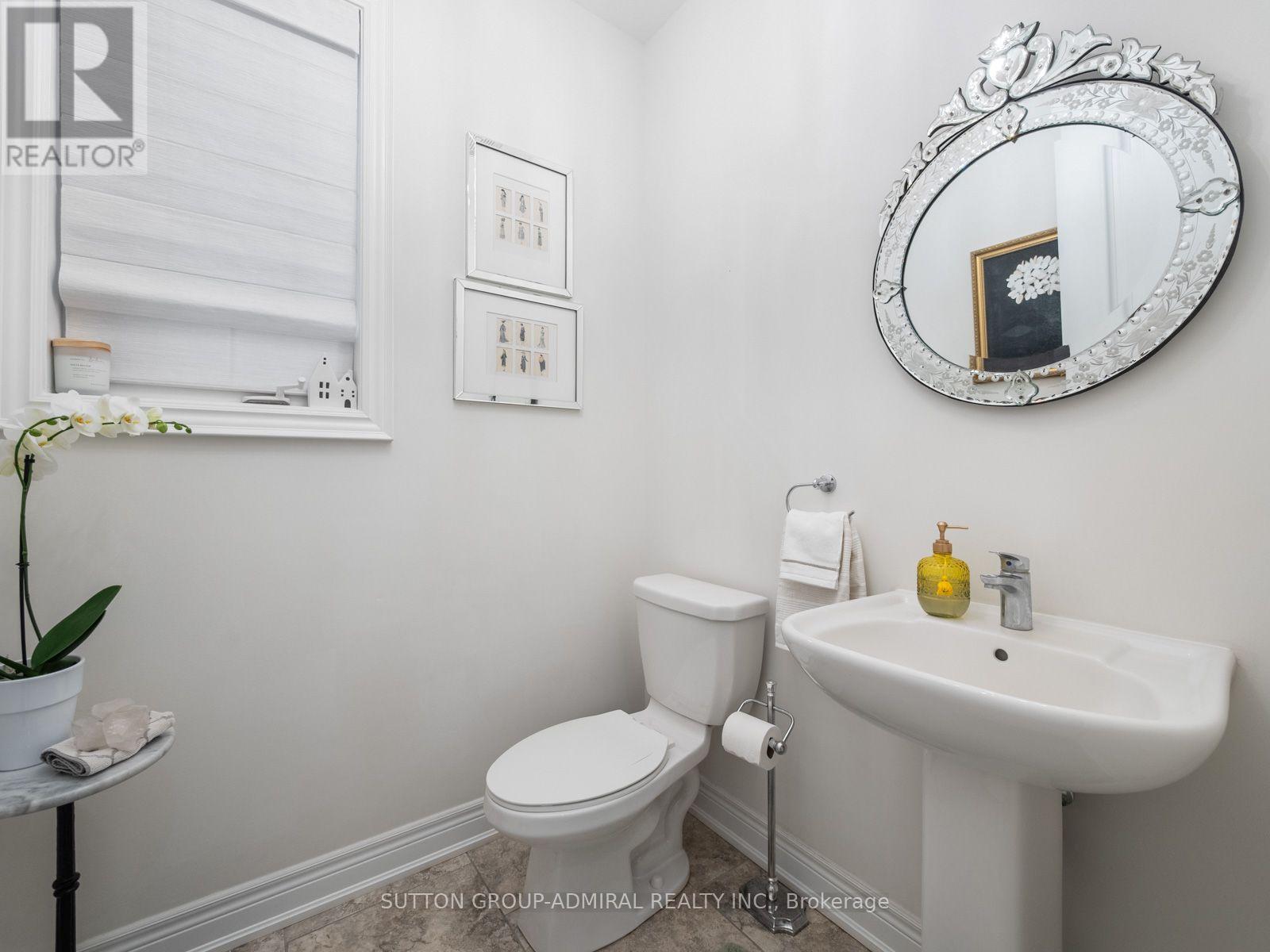 26 Blazing Star Street, East Gwillimbury, ON photo 18