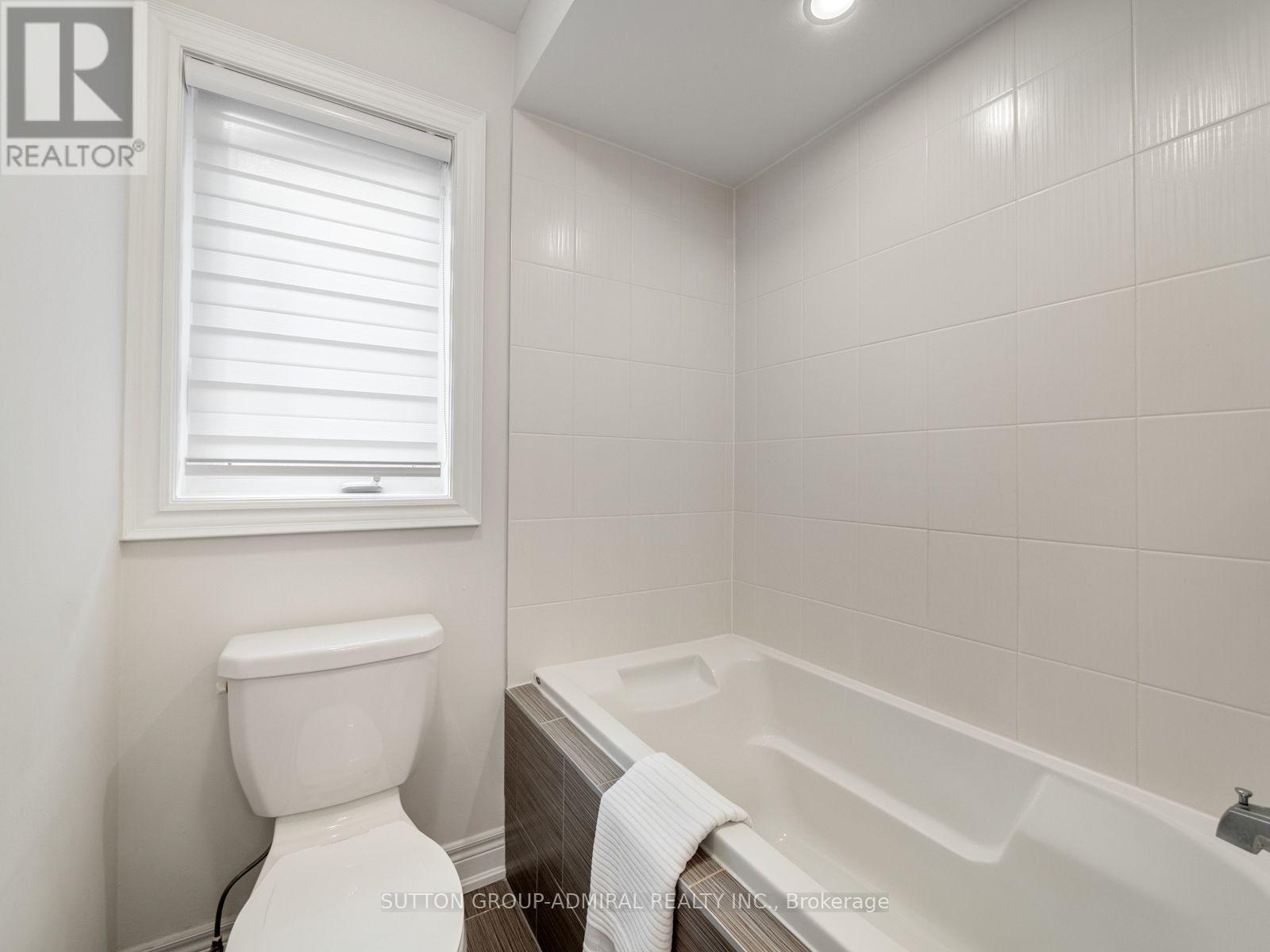 26 Blazing Star Street, East Gwillimbury, ON photo 38