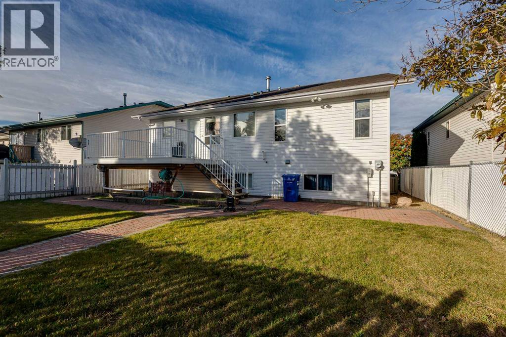 Listing photo – 13 Dumas Crescent, Red Deer