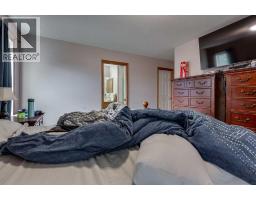 13 Dumas Crescent, Red Deer, AB T4R2S1 Photo 18