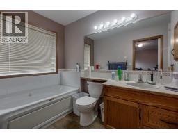13 Dumas Crescent, Red Deer, AB T4R2S1 Photo 20
