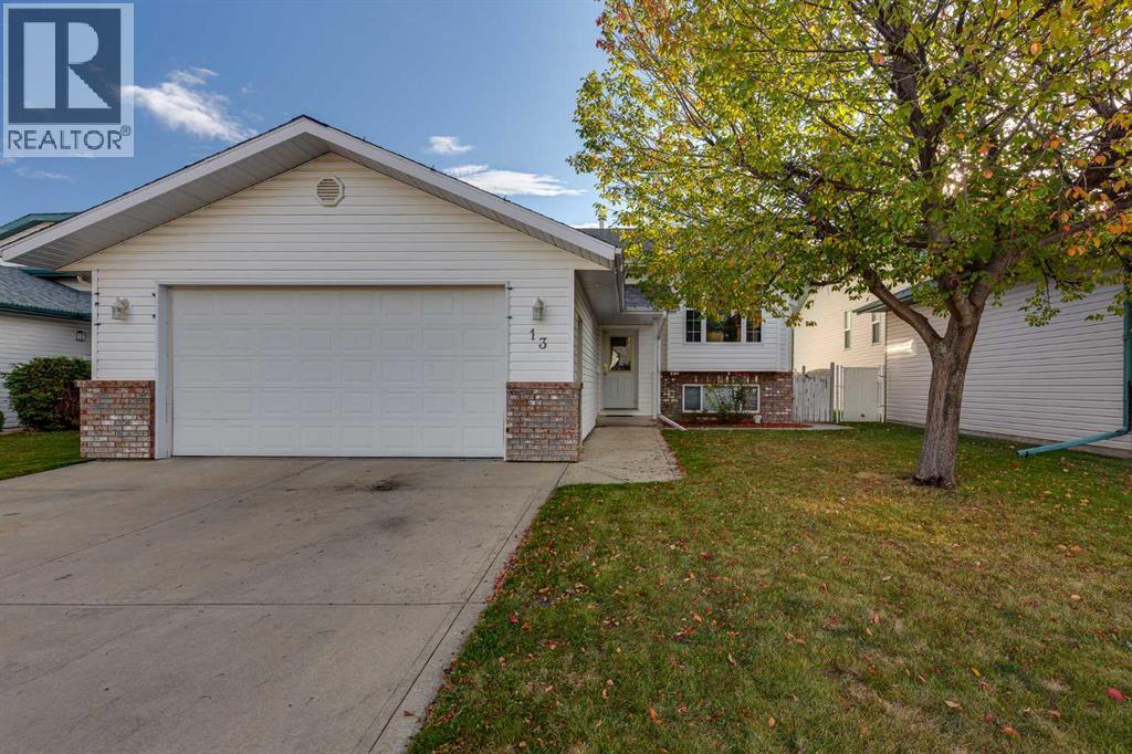 13 Dumas Crescent - 1