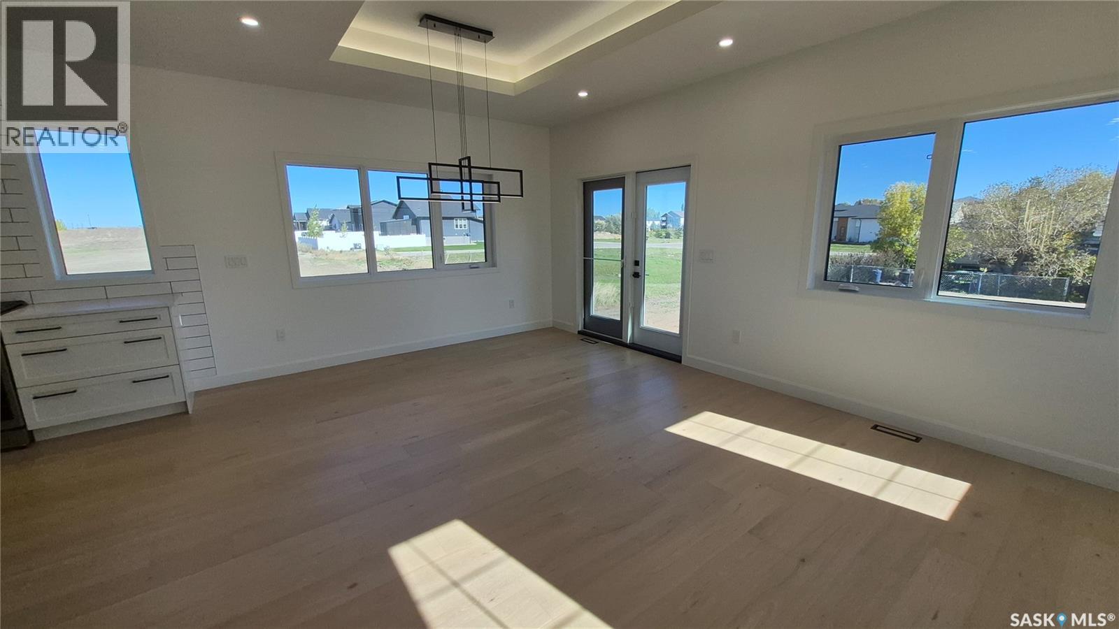 5 Aaron COURT, Pilot Butte — photo 29