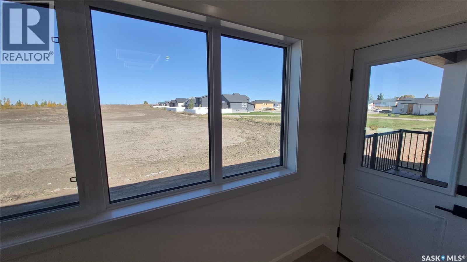 5 Aaron COURT, Pilot Butte — photo 35