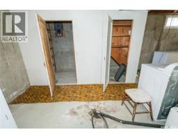 247 Manitoba Avenue, Kerrobert, SK S0L1R0 Photo 26