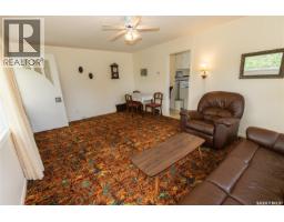 247 Manitoba Avenue, Kerrobert, SK S0L1R0 Photo 9