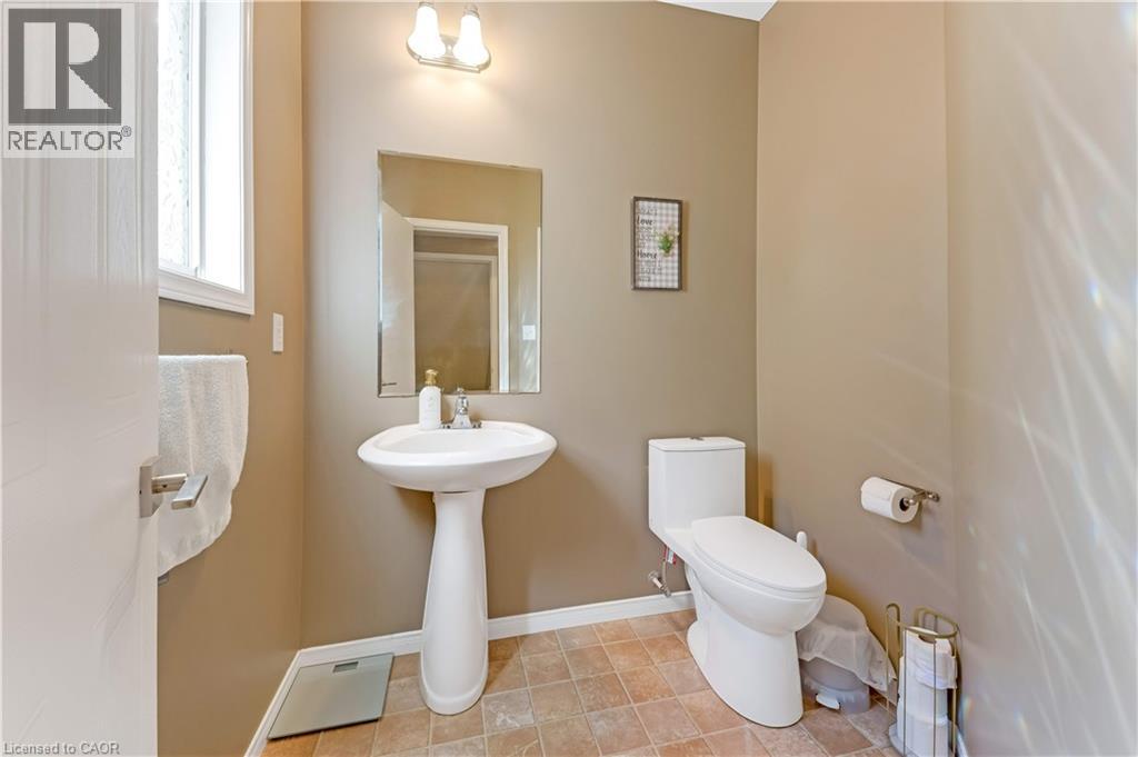 320 Brandenburg Place — photo 16