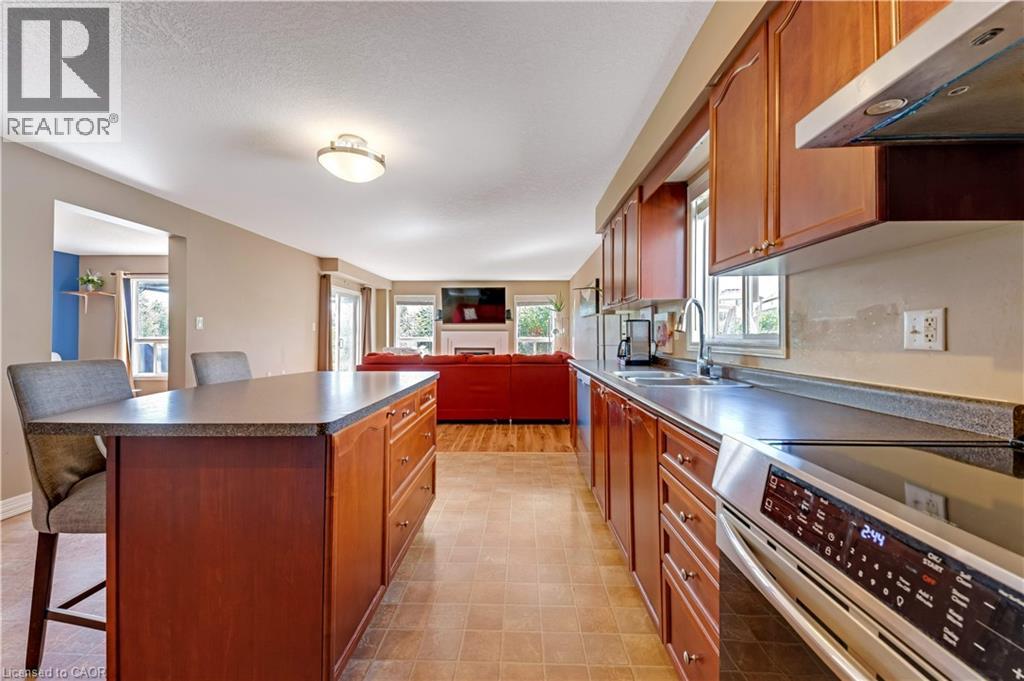 320 Brandenburg Place — photo 13