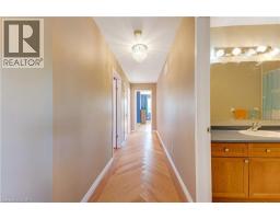 320 Brandenburg Place, Waterloo, ON N2T2Z1 Photo 27